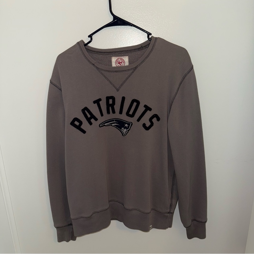 47 Brand Gray Patriots Crew Neck Sweater
